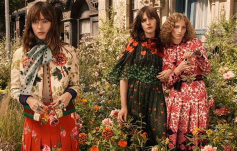 dakota johnson gucci bloom hd|Behind the Scenes with Gucci Bloom .